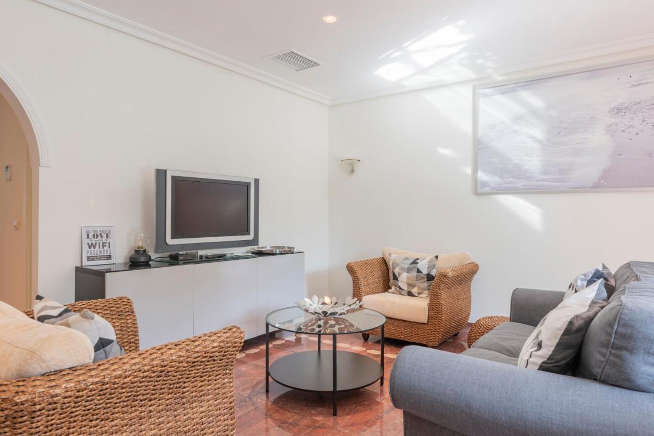 Excellent T2 Apartment With Pools 400M Falesia Beach 알부페이라 외부 사진